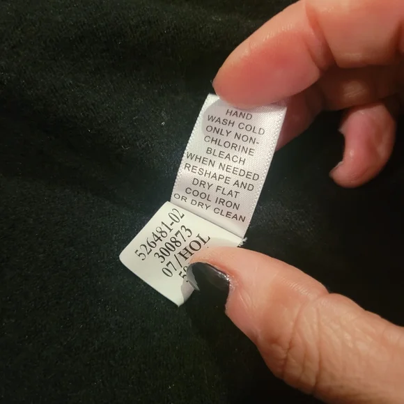 Banana Republic Black Wool Sweater - Picture 8 of 8